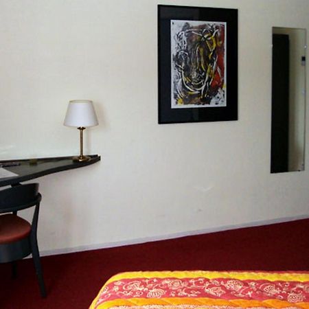 Hotel Les Colonnes Strasbourg Zenith Eckbolsheim Esterno foto